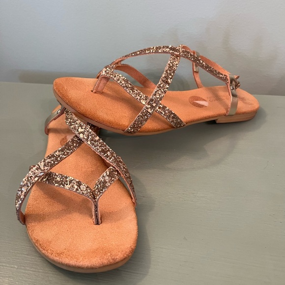 Sophia Milano glitter sandals! - Picture 3 of 9